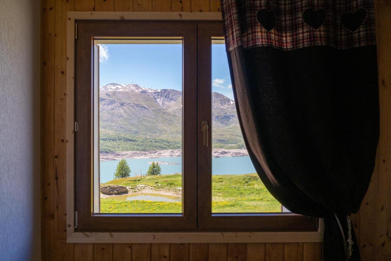 Hotel Les Roches Blanches Lanslebourg-Mont-Cenis Exteriér fotografie